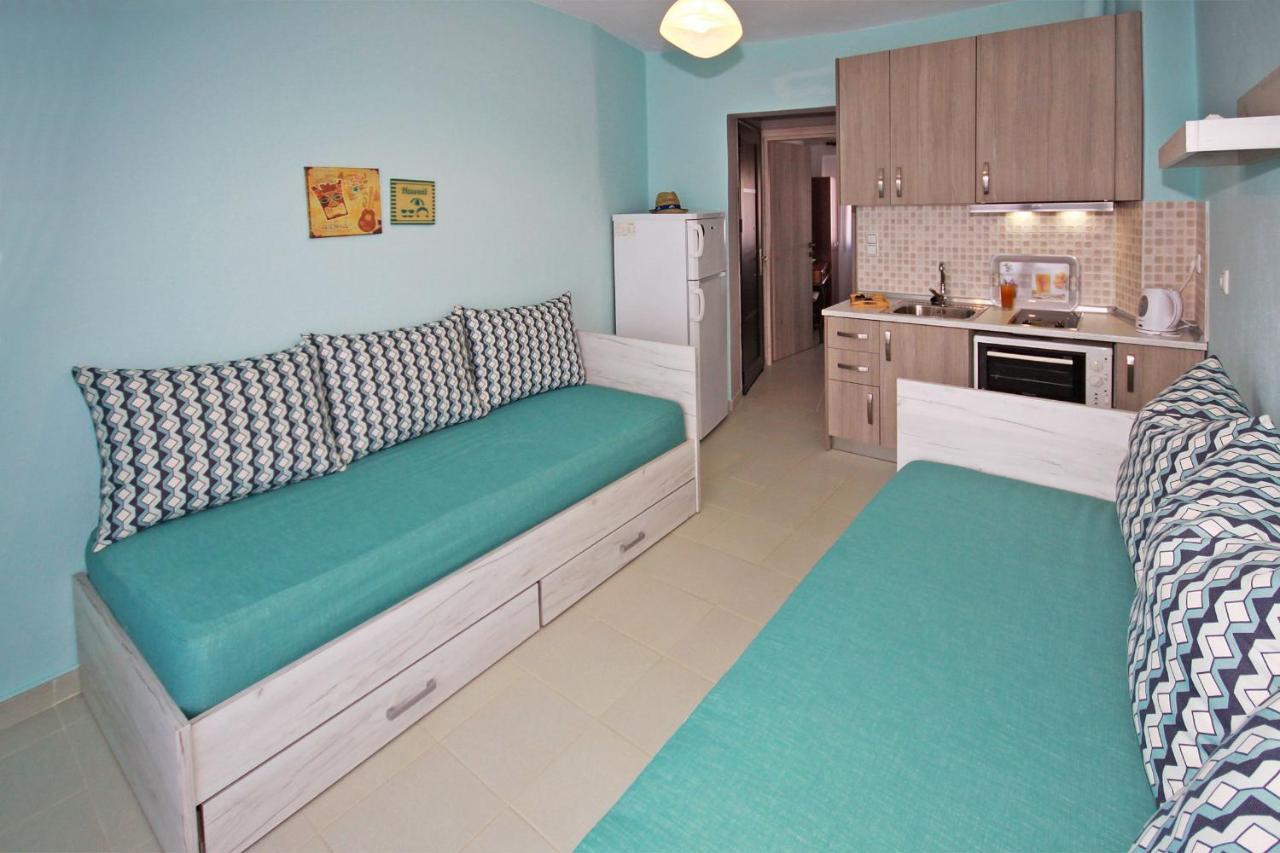Acrothea Apartments Ormos Panagias Esterno foto